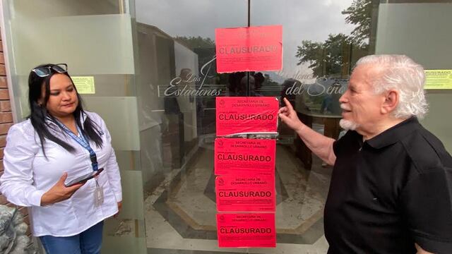 Sellos de clausura colocados en la casa de Gustavo M. de la Garza Ortega/Foto: Plácido Garza