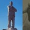 Comparan caída de estatua de AMLO con la de Saddam Hussein