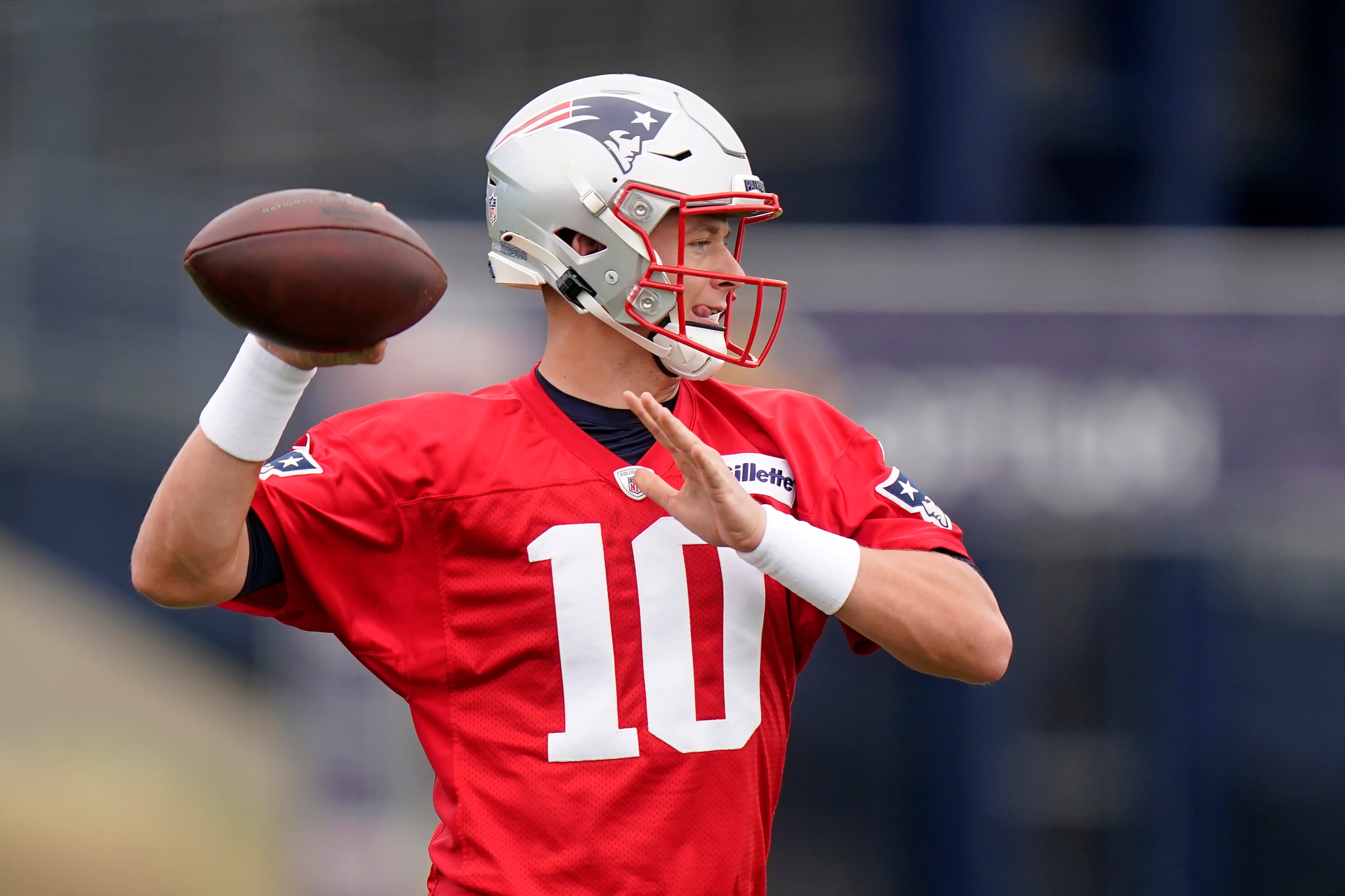 Mac Jones convenció a Bill Belichick para ser el titular de los Patriots en 2021.