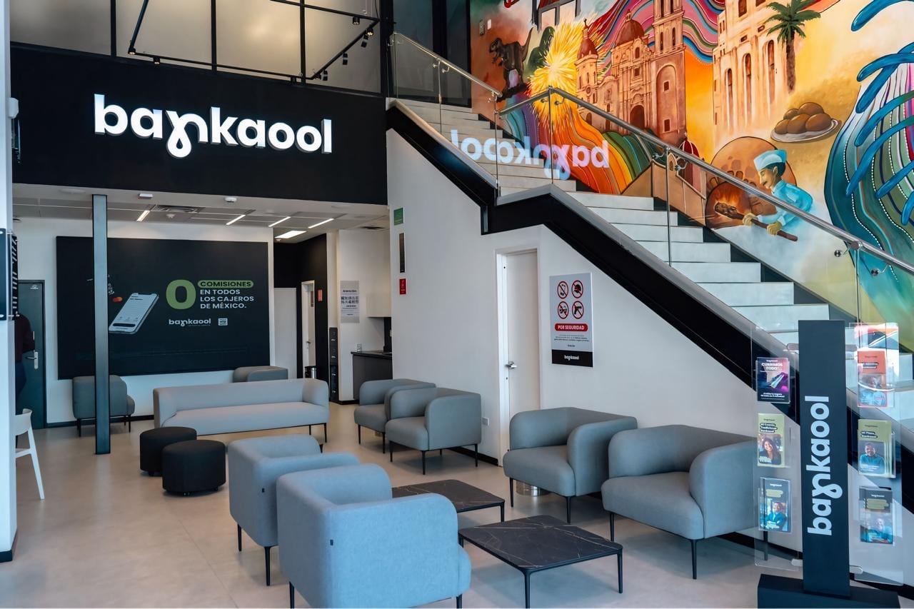 Bankaool fortalece su gobierno corporativo con nuevo director general.