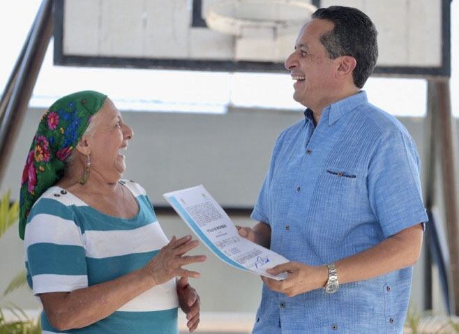 Gobernador Carlos Joaquín González.