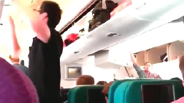 Últimas imágenes del interior del avión derribado en Ucrania