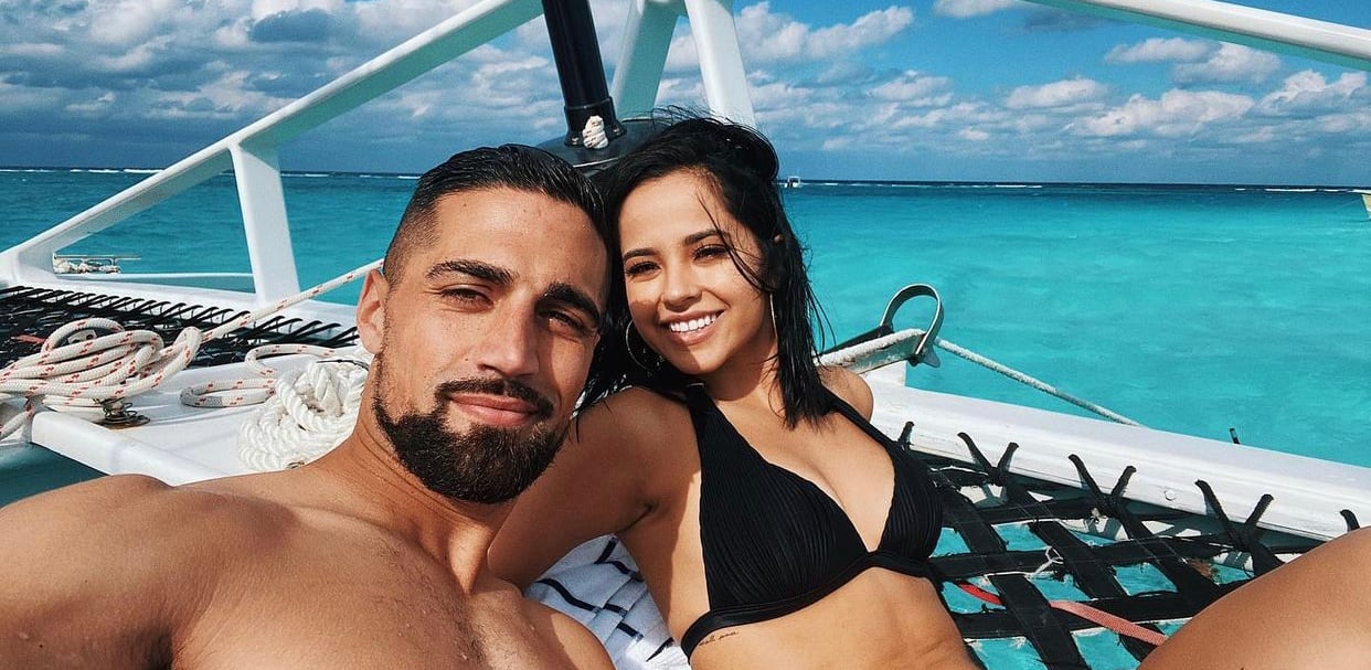 Sebastian Lletget y Becky G