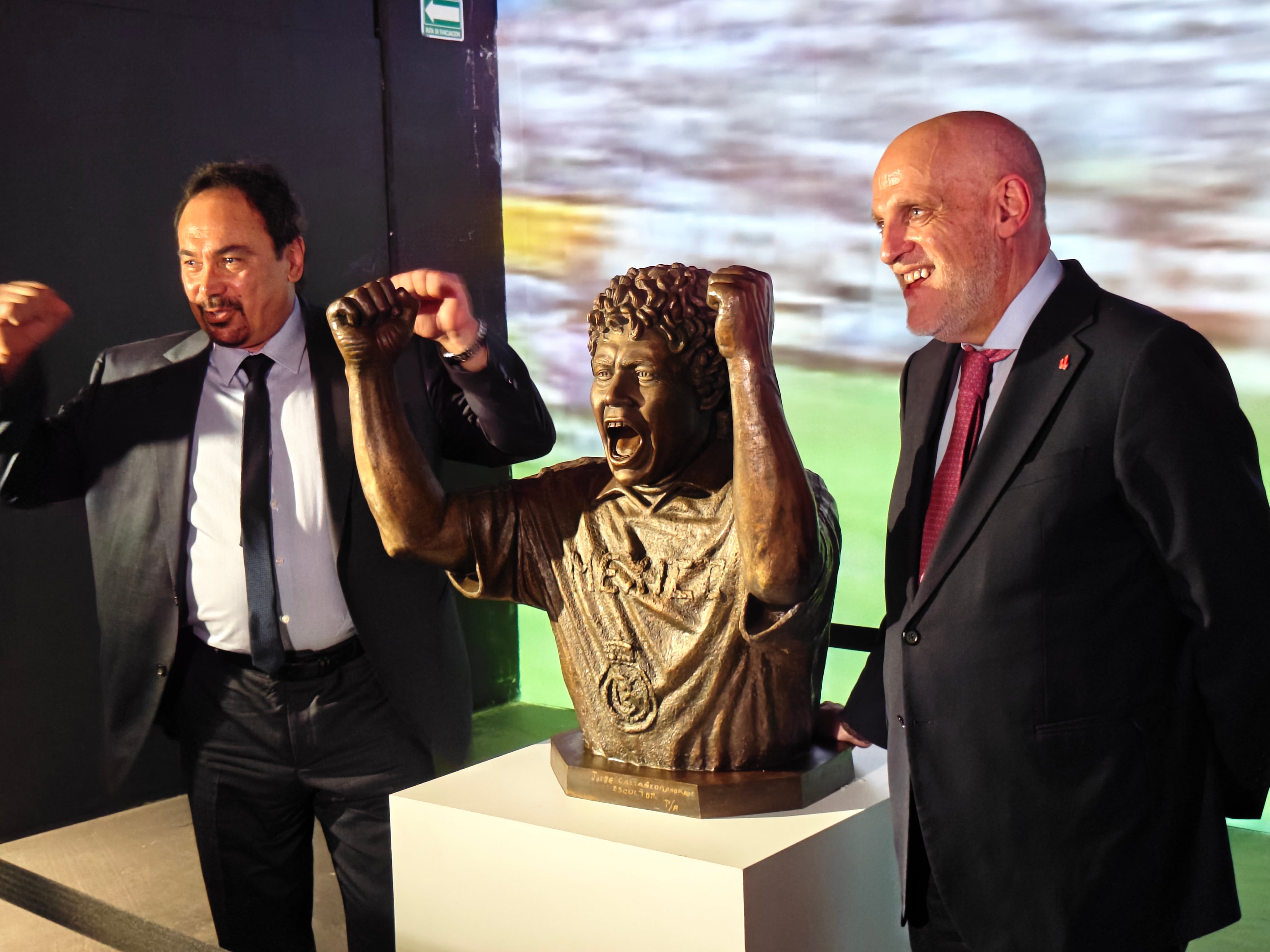 LEGENDS: The Ultimate Football Experience