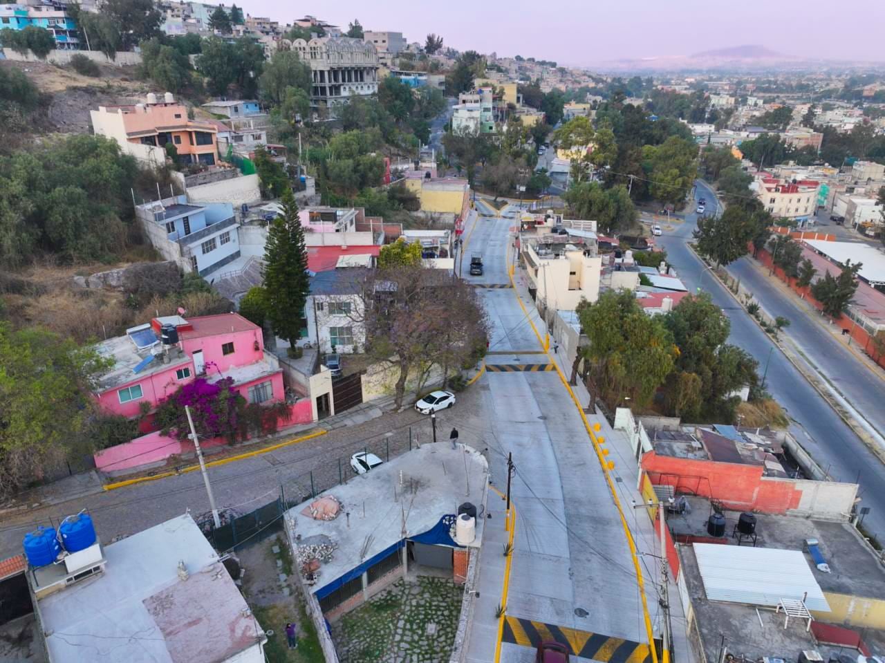 Azucena Cisneros inaugura repavimentación de avenida Toluca en Ecatepec