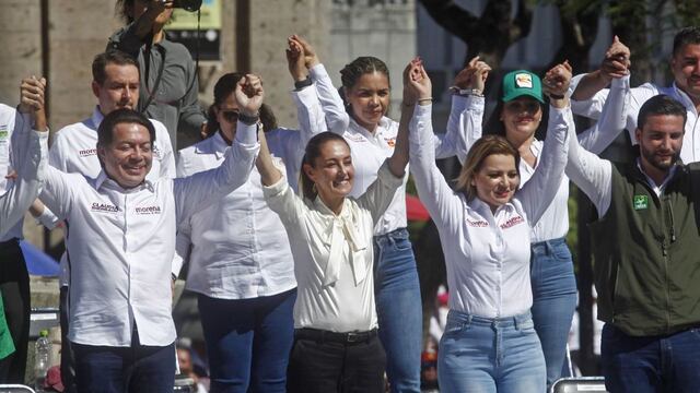 Claudia Sheinbaum encabeza mitin en la explanada de la Plaza de la Liberación de Guadalajara, Jalisco