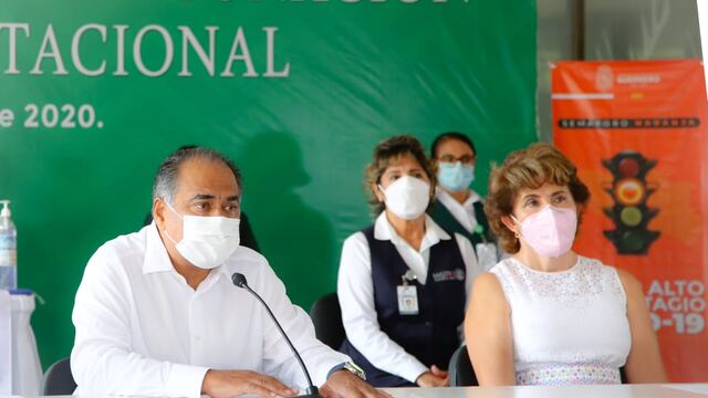 Héctor Astudillo y Mercedes Calvo.