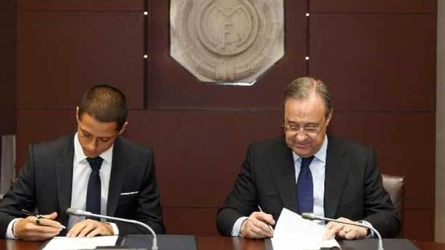 El trato con Petróleos Mexicanos, en el que trabajaba la empresa del presidente madridista desde hace algunos meses, se cerró, curiosamente, dos semanas después de que el club merengue fichara a Javier Hernández.