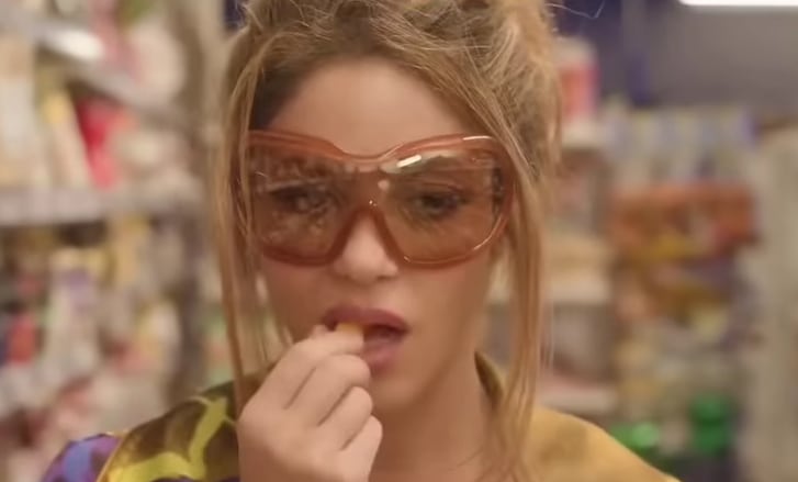 Shakira estrena Monotonía