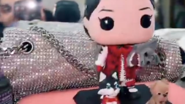 Kunno muestra su funko