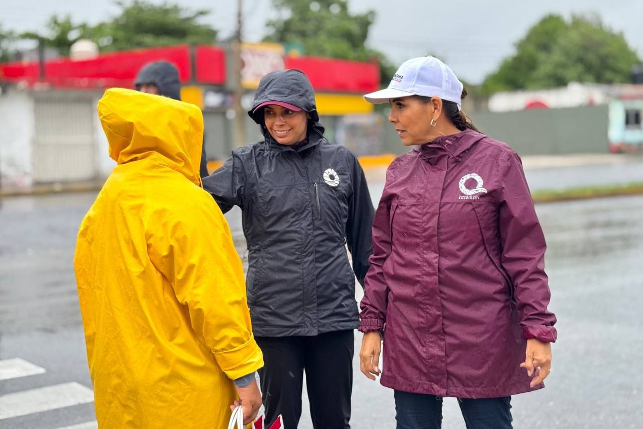 Ana Paty Peralta recorre calles de Cancún
