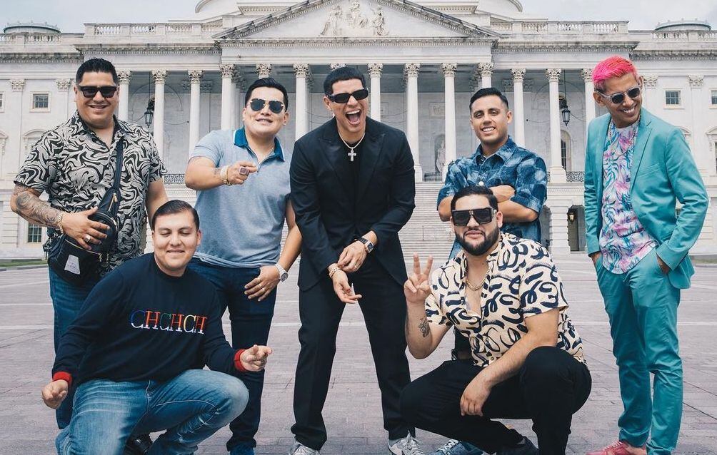 Grupo Firme