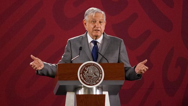 AMLO en conferencia de prensa desde Palacio Nacional.