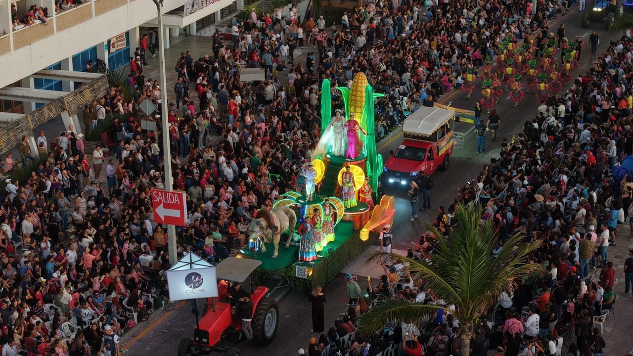 Carnaval de Mazatlán 2026 “Arriba la Tambora” reúne a más de 500 mil asistentes