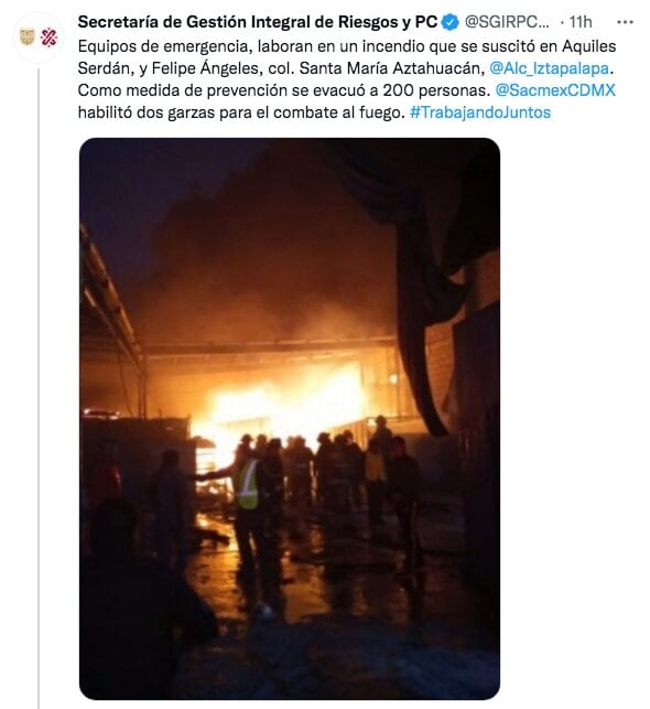 Tuit de incendio de bodega en Iztapalapa