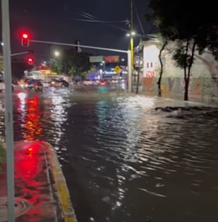 Lluvias provocan inundaciones en Ecatepec