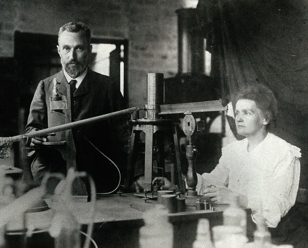 Marie Curie y su esposo Pierre