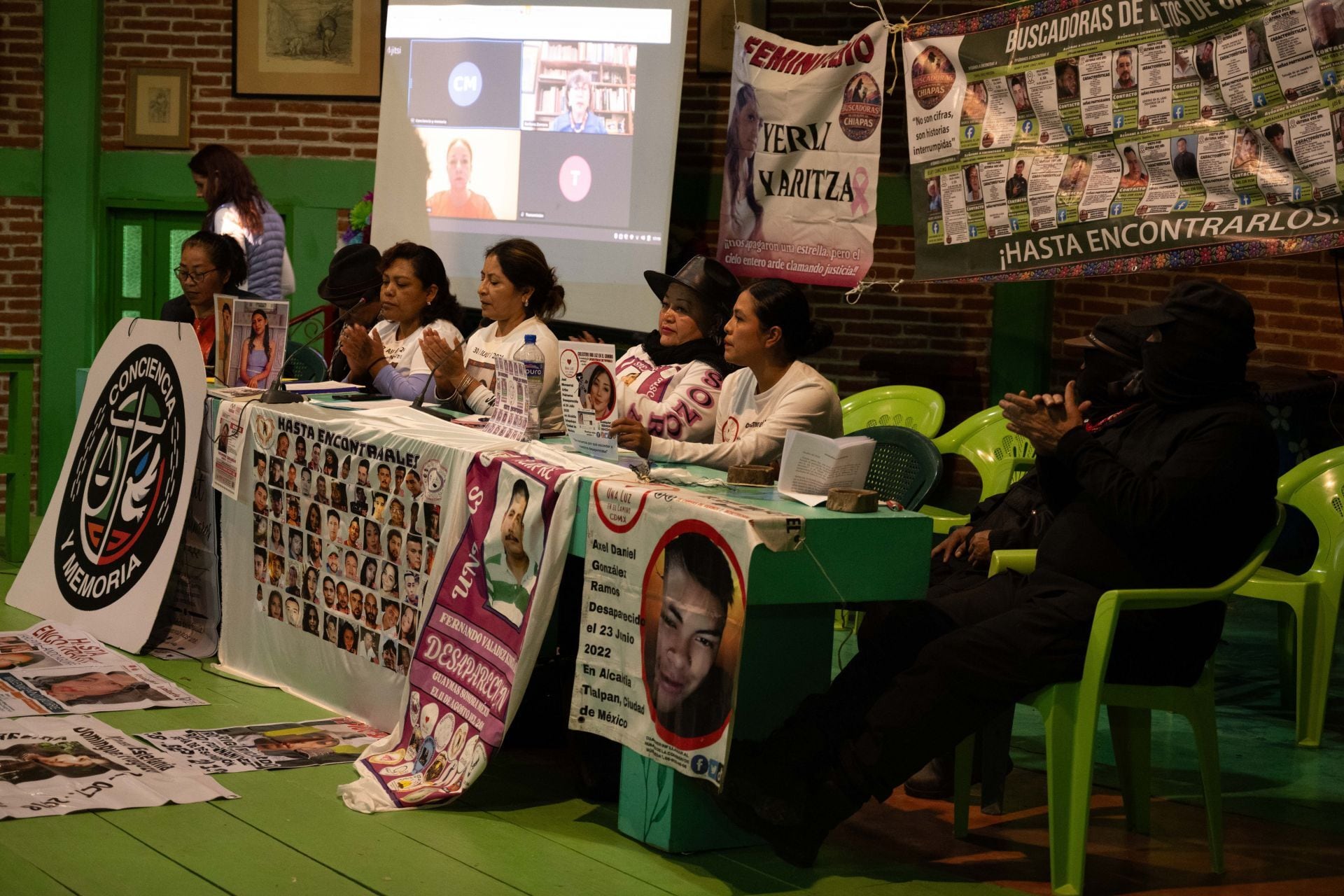EZLN anuncia encuentro con madres buscadoras en CDMX