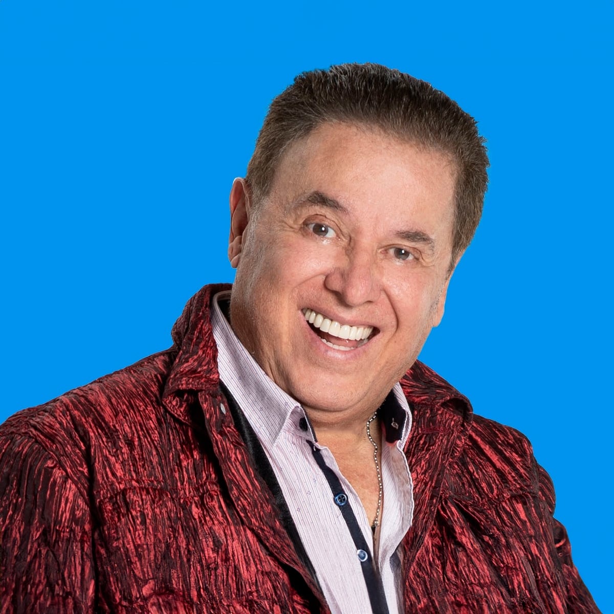 Mario Bezares, conductor.