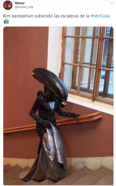Memes de Kim Kardashian en el 'Met Gala 2021'