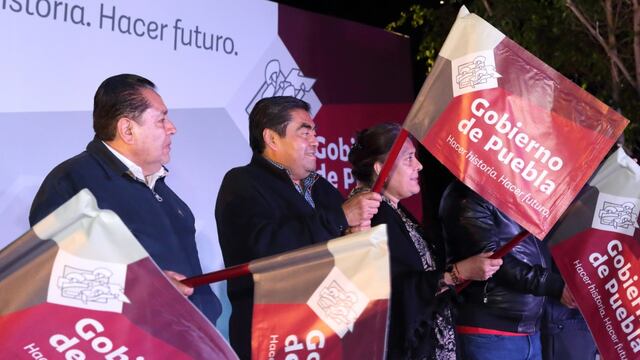 Miguel Barbosa Huerta dio el banderazo al programa “Transporte Público Nocturno”, el cual abarca cinco rutas y cuenta con 10 unidades.