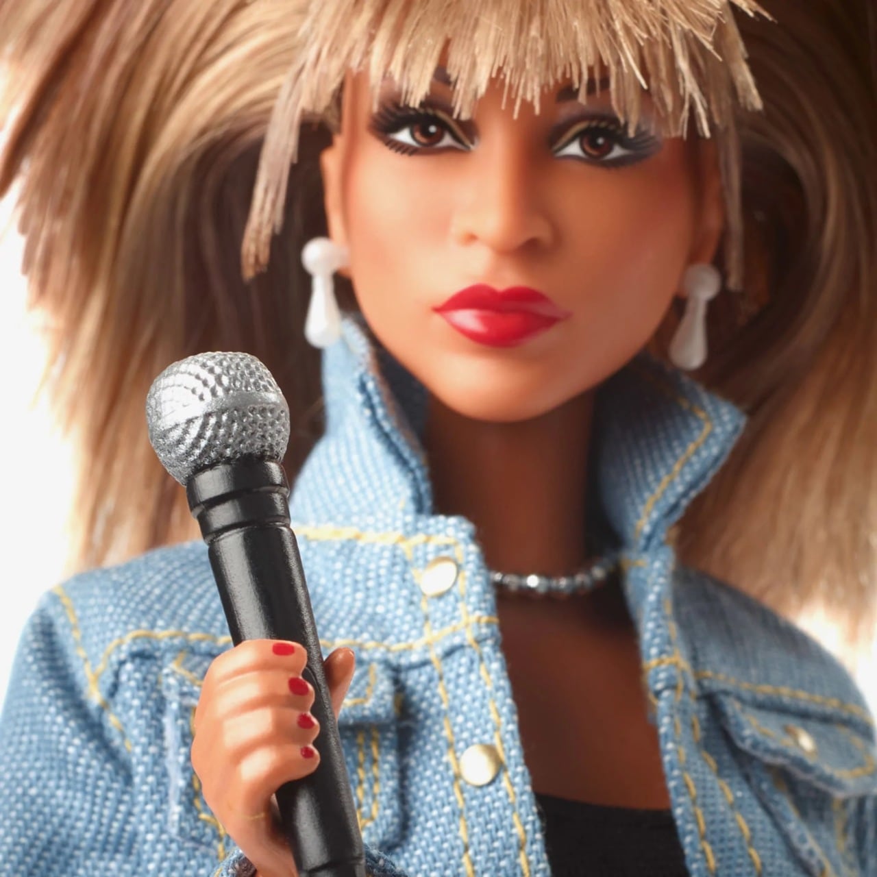 Muñeca Barbie de Tina Tuner
