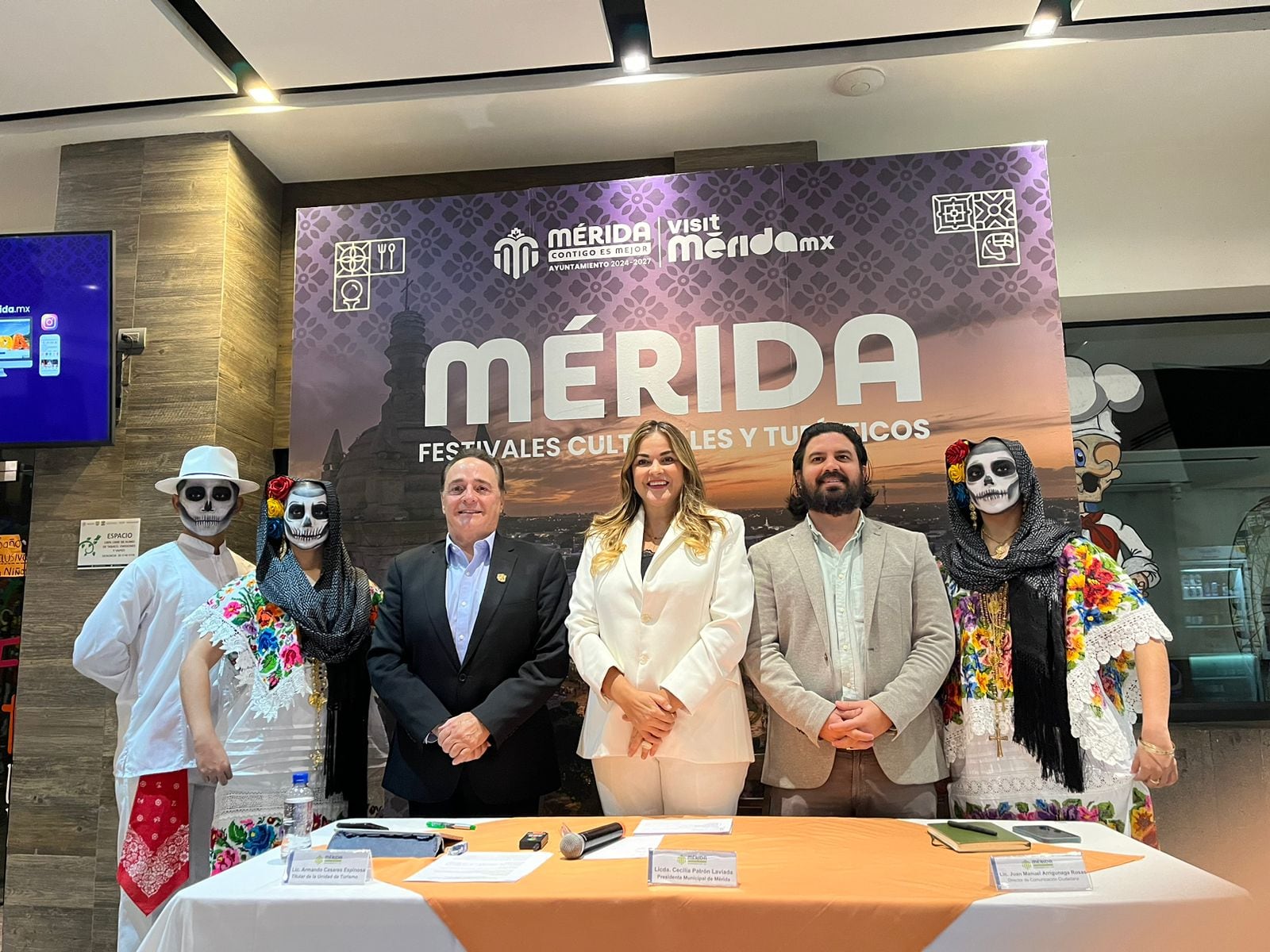Cecilia Patrón Laviada presenta agenda turística y deportiva de Mérida