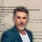 Sergio Mayer renuncia a Morena tras polémica por licencia