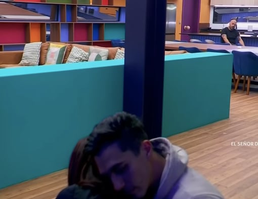 Lupillo Rivera muere de celos al ver a Ariadna Gutiérrez junto a Rodrigo Romeh