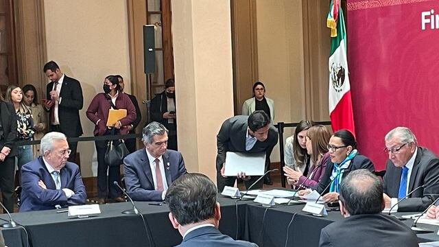 Rubén Rocha Moya firma convenio para destinar recursos a seguridad pública en Sinaloa