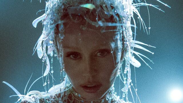 Así suena Prelude de Miley Cyrus, nueva canción de su próximo álbum que se estrena en mayo 2025