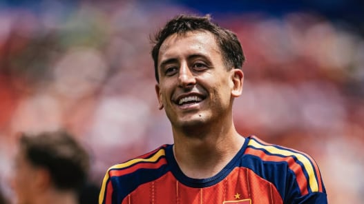 ¿Quién es Mikel Oyarzabal? Futbolista de España