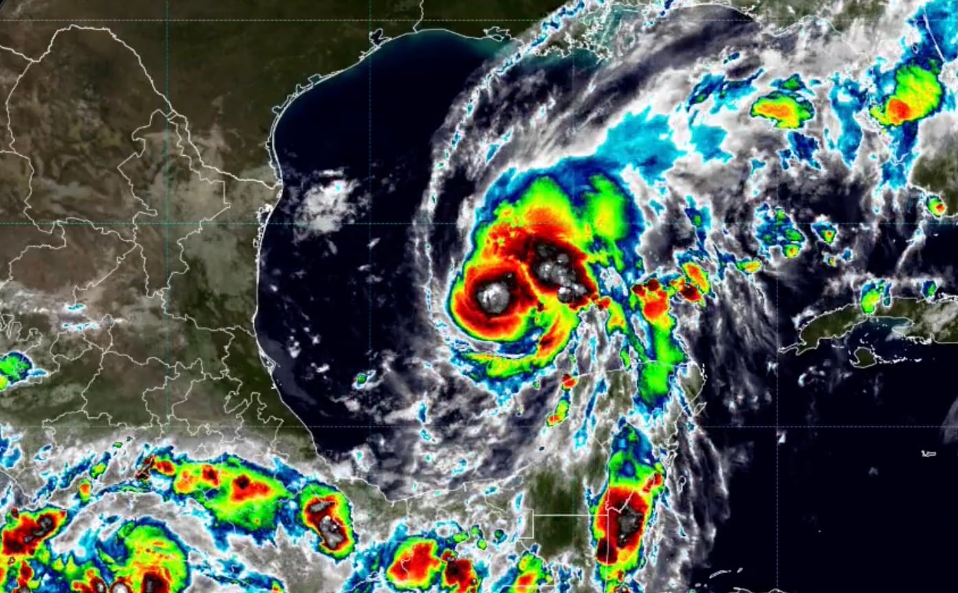 ¡Isaías ya es huracán categoría 1! Se ubica al noroeste de Yucatán