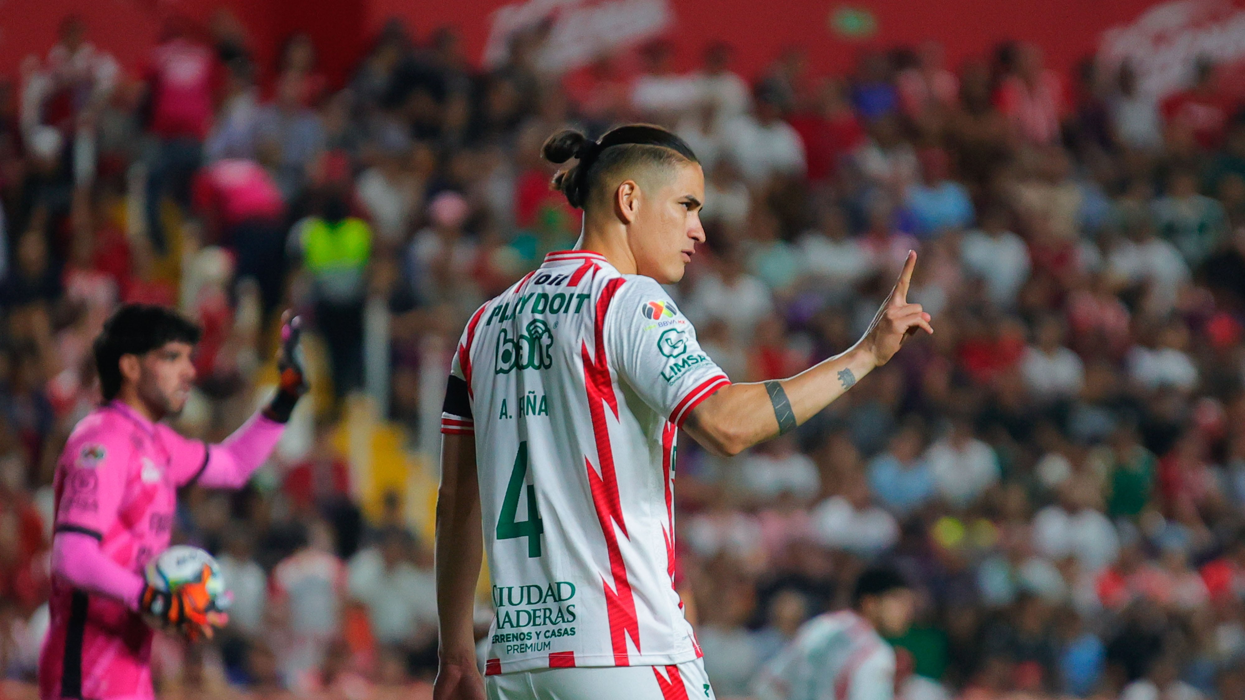 Necaxa remonta al Atlante y logra sus primeros tres puntos en la Liga MX