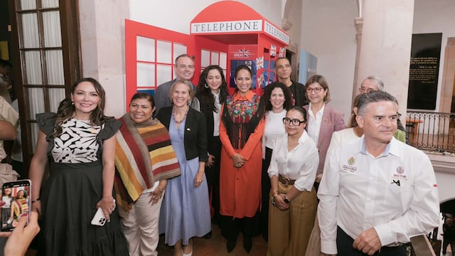 Libia Dennise inaugura Programa de Artes Visuales del FIC 53 en Guanajuato.