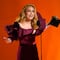 Adele calla así un comentario homofóbico que lanzaron en su concierto (VIDEO)