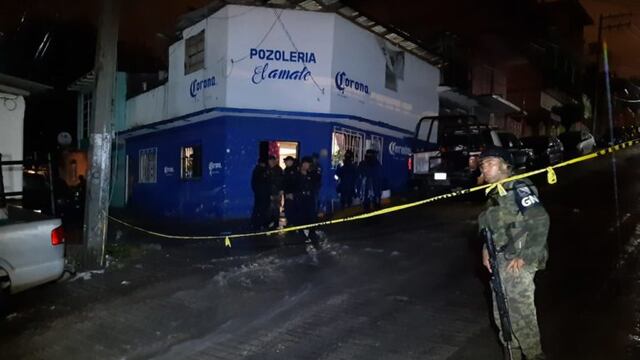 2 hombres murieron y una mujer resultó herida.