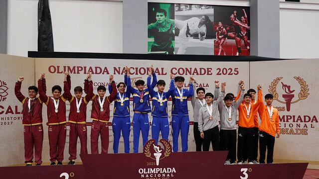 Mario Delgado felicita a jóvenes que participaron en Olimpiada Nacional Conade