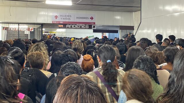 Línea 9 del Metro CDMX hoy viernes, reportan estaciones saturadas
