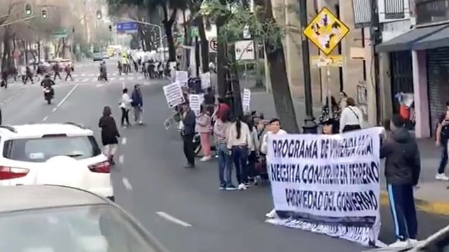 Cadena humana en Centro Histórico de CDMX