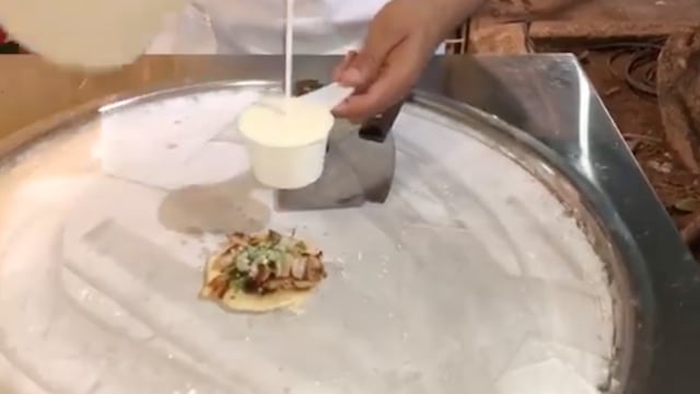 Taco al pastor.