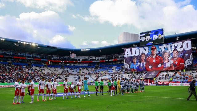 ¿Chivas ya no es el más grande? El Rebaño no pudo llenar el estadio en Pachuca