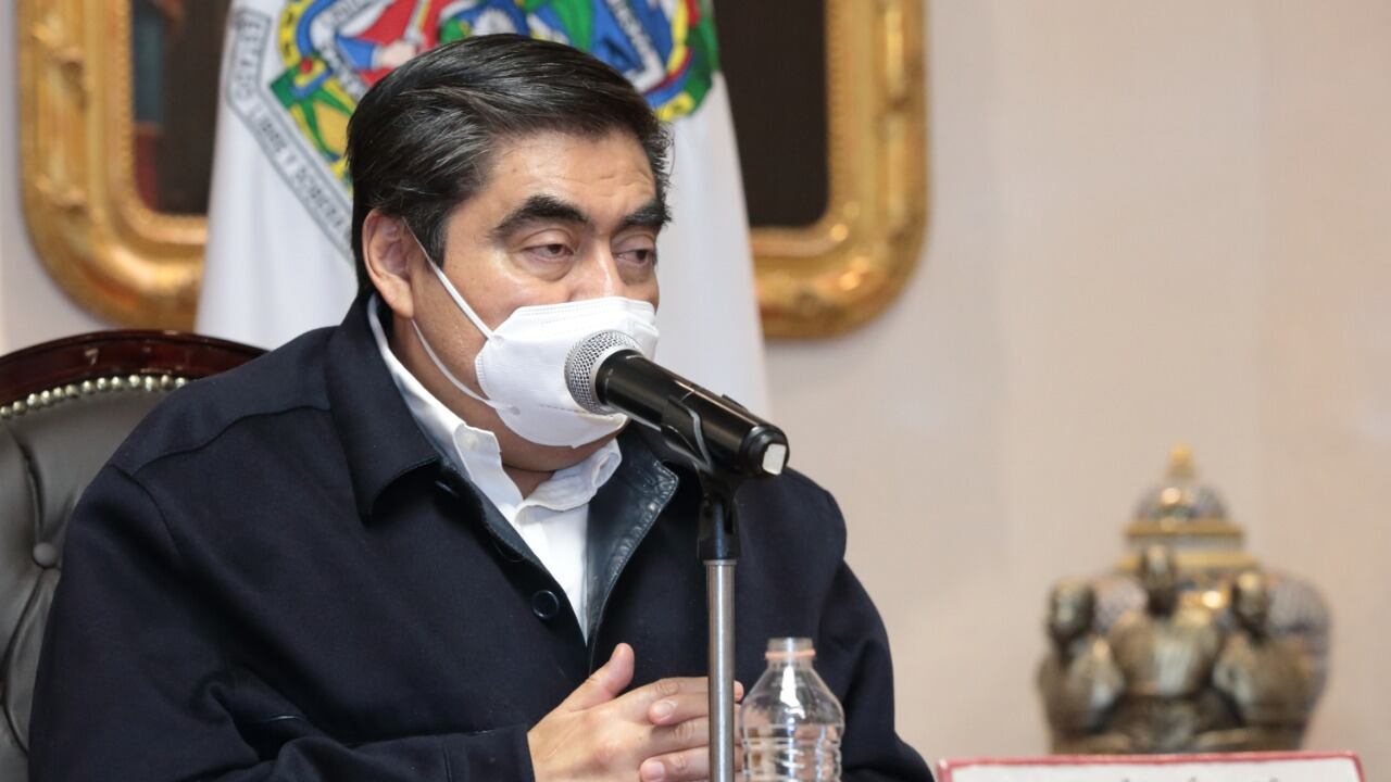 Miguel Barbosa anuncia regularización de predios