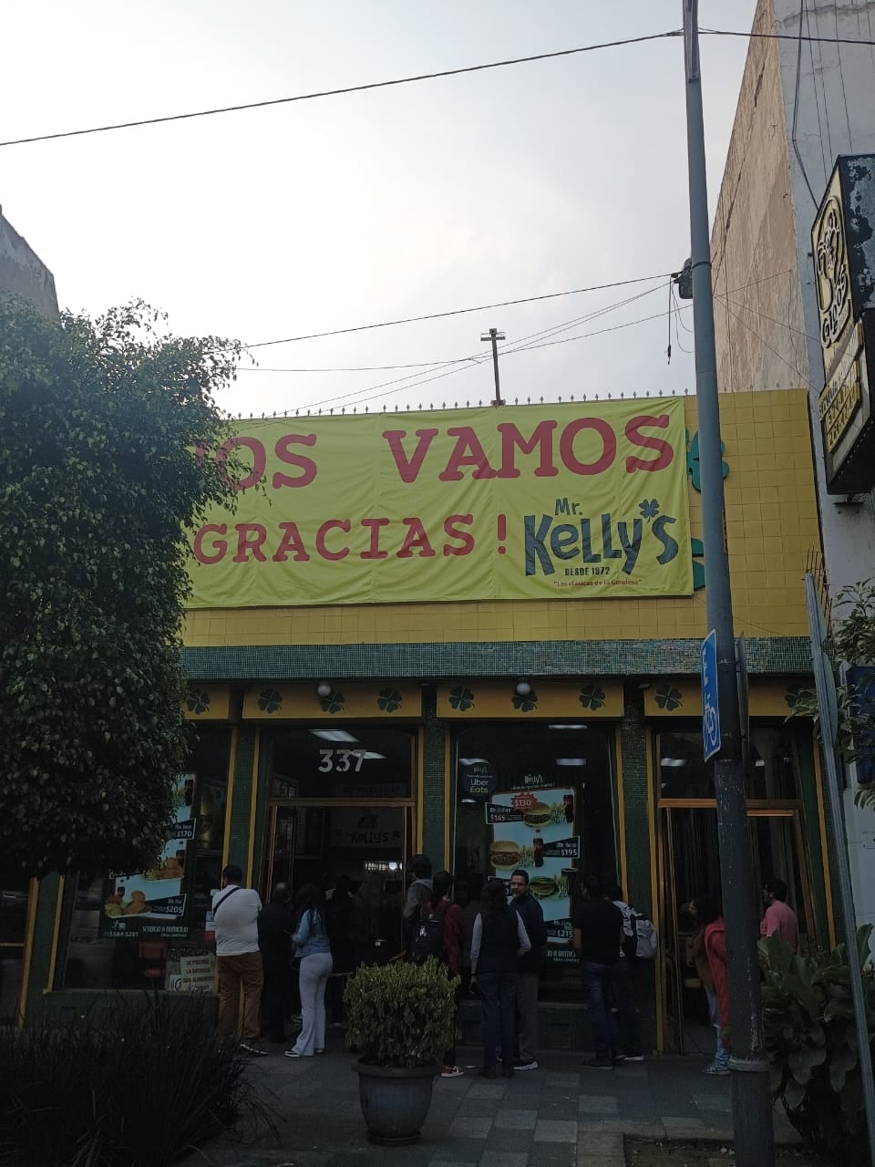 Mr. Kellys, conocido restaurante de hamburguesas de la CDMX