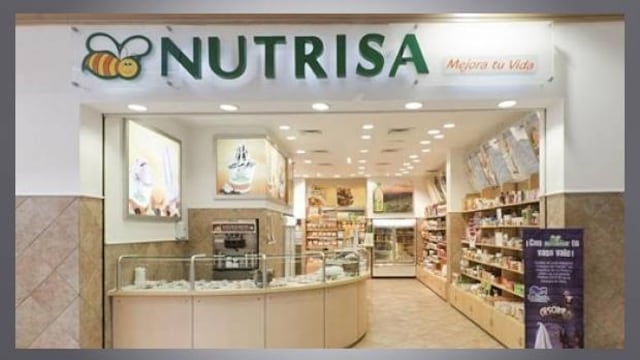 De acuerdo a la información contenida en la carpeta CI-FDF/T/UI-1S/D/00538/07-2018, en 2017 se detectaron diversas transacciones hacia cuentas personales del ex director de Nutrisa,