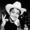 Christian Nodal presume sus nuevos tatuajes en la cara, ¿dedicados a Belinda?