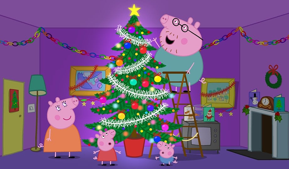 6 dibujos de Peppa Pig poniendo el árbol de Navidad para imprimir y colorear