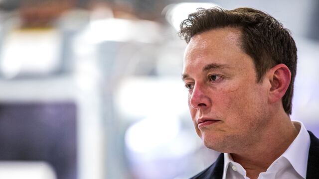 Elon Musk anuncia despidos masivos y admite caída de ingresos en Twitter