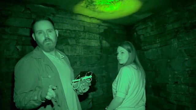 28 días paranormales, serie de Netflix