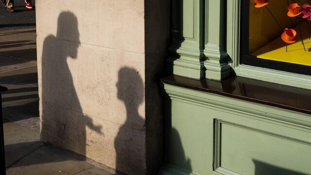 Ese hijo al que siempre regañas es el reflejo de tus errores